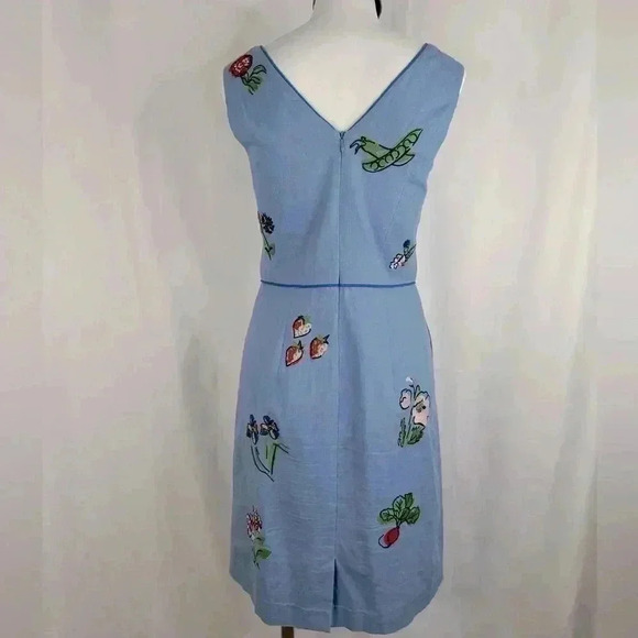 Stunning BODEN Blue Embroidered
Fruity Fun Dress 100% Cotton W/Pockets Size 4R - Picture 8 of 12